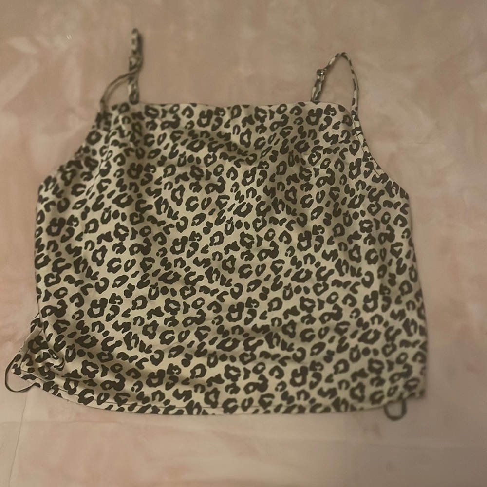 Forever 21 leopard print spaghetti strap crop top